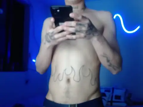 xalejo max online show from November 29, 2025, 10:46 pm