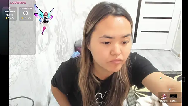 Snapshot of saika_blush chatting on November 4, 2025, 4:11 am saika blush online show from November 4, 2025, 4:11 am