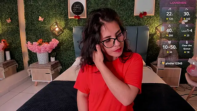 Linagh  online show from September 13, 2025, 12:16 pm