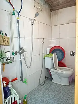 Snapshot of Thuylinh86 chatting on October 17, 2025, 7:00 am Thuylinh86 online show from October 17, 2025, 7:00 am