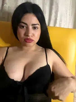 Micaela190 online show from October 24, 2025, 7:32 pm
