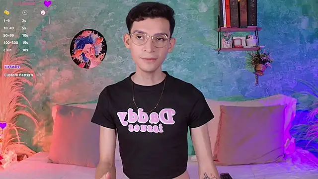 VicenteFerrer online show from December 14, 2025, 12:38 am