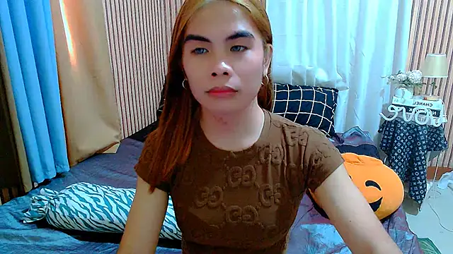 mikhaylahanderson online show from October 2, 2025, 5:58 am