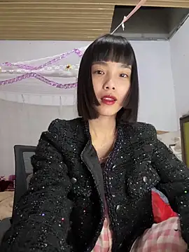 andymi1 online show from May 6, 2026, 1:36 am
