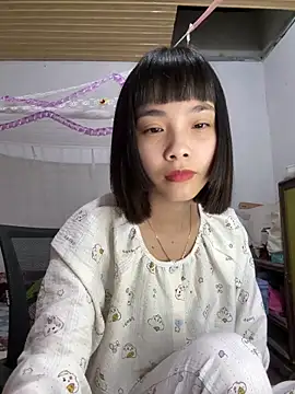 andymi1 online show from May 12, 2026, 12:57 pm