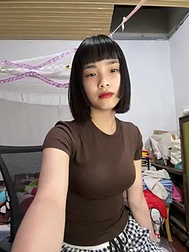 andymi1 online show from May 14, 2026, 1:51 pm
