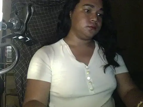 roseluv hot online show from March 18, 2026, 1:25 pm