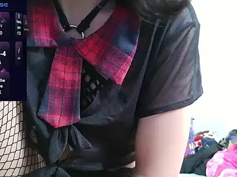 Natzu Choi online show from April 14, 2026, 6:25 pm