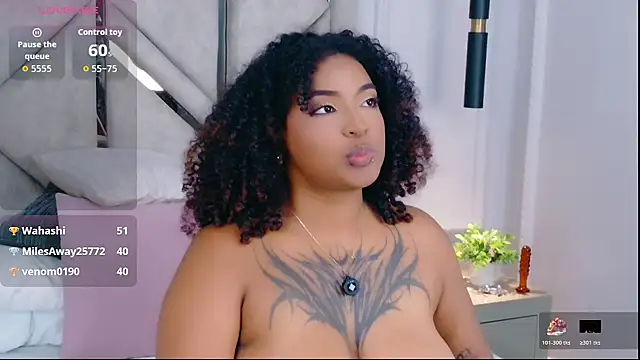 Cristal-Jonnes online show from April 11, 2026, 7:56 am