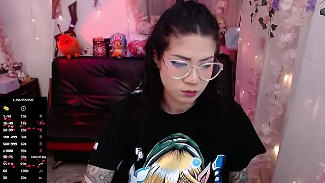 Snapshot of jadedelux_ chatting on September 19, 2025, 8:20 pm jadedelux online show from September 19, 2025, 8:20 pm