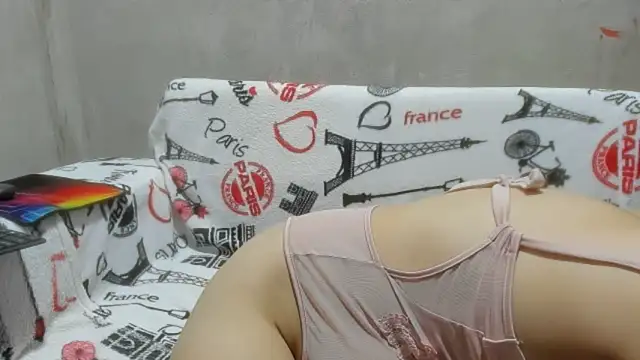 ivy moon05 online show from February 11, 2026, 12:32 pm