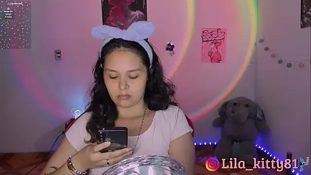 Snapshot of lila_kitty81 chatting on September 19, 2025, 8:31 pm lila kitty81 online show from September 19, 2025, 8:31 pm