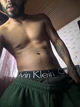 TU-MORENOO online show from September 18, 2025, 5:15 pm