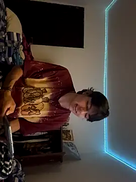 Snapshot of alandelrey57 chatting on September 10, 2025, 8:36 am alandelrey57 online show from September 10, 2025, 8:36 am