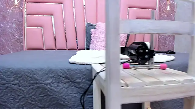 Snapshot of ALYANNA_HOT_ chatting on February 21, 2026, 11:55 am ALYANNA HOT online show from February 21, 2026, 11:55 am