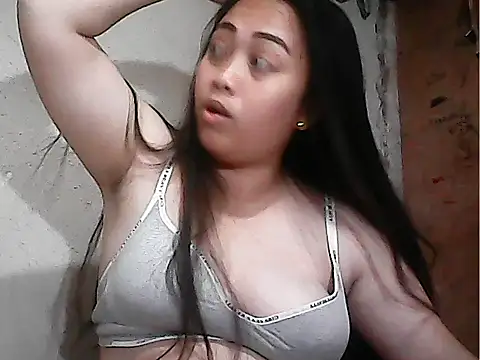 Pinay Chubby20 online show from May 18, 2026, 9:53 pm