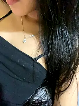 Snapshot of Sayhi_xo chatting on November 1, 2025, 11:23 am Sayhi xo online show from November 1, 2025, 11:23 am