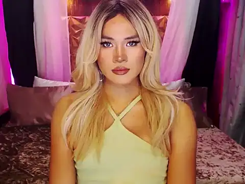 YllanaAltheaXxX online show from October 9, 2025, 6:11 am