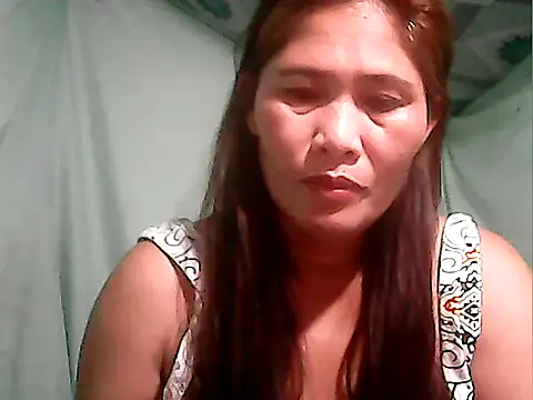 Snapshot of Juicy_69xx chatting on September 8, 2025, 7:13 pm Juicy 69xx online show from September 8, 2025, 7:13 pm