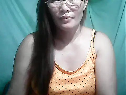 Snapshot of Juicy_69xx chatting on September 24, 2025, 7:17 pm Juicy 69xx online show from September 24, 2025, 7:17 pm