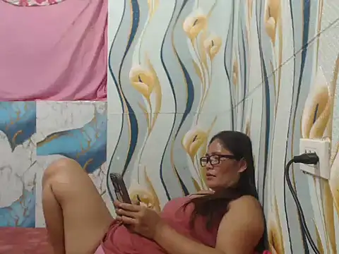 Juicy 69xx online show from July 28, 2026, 3:02 am