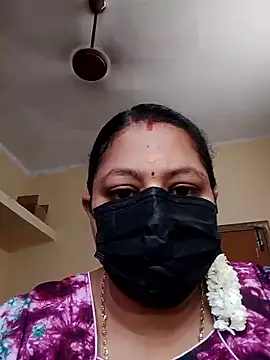 Snapshot of Tamil_jasmine12 chatting on May 20, 2026, 2:29 am Tamil jasmine12 online show from May 20, 2026, 2:29 am