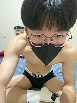 Snapshot of Allen20y chatting on July 8, 2026, 12:20 pm Allen20y online show from July 8, 2026, 12:20 pm