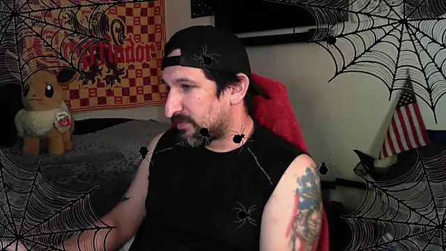 DevilPup75  online show from October 5, 2025, 3:38 am