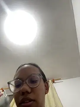 Valen1800 online show from November 20, 2025, 12:55 am