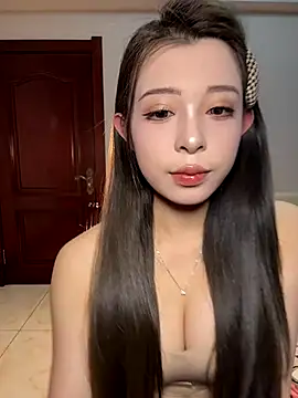 tuanzi125216 online show from October 24, 2025, 7:16 am