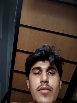 HarryChoudhary21 online show from May 3, 2026, 7:31 pm