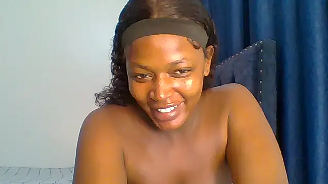 Curvy Scarlet online show from September 22, 2025, 5:15 pm