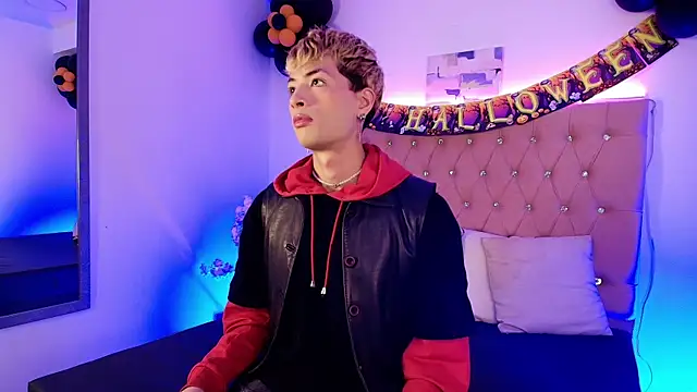 OzorioDany online show from October 19, 2025, 3:40 am