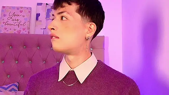 OzorioDany online show from December 16, 2025, 4:06 am