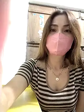 Snapshot of Baby-ladysweet20 chatting on September 29, 2025, 10:31 am Baby-ladysweet20 online show from September 29, 2025, 10:31 am