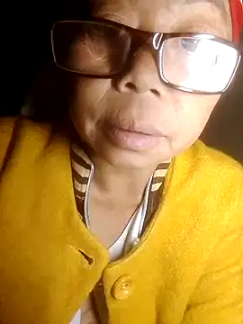 VangLe73 online show from October 21, 2025, 10:32 pm