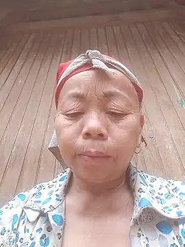 Snapshot of VangLe73 chatting on February 26, 2026, 6:23 am VangLe73 online show from February 26, 2026, 6:23 am