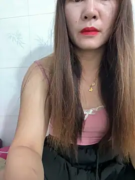 Snapshot of Moan_Mary chatting on November 10, 2025, 7:46 pm Moan Mary online show from November 10, 2025, 7:46 pm