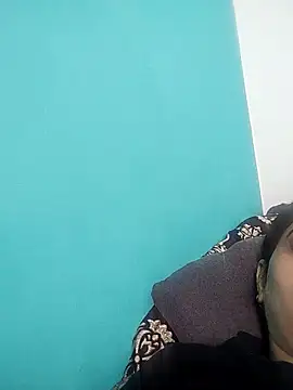 Soniya Roy online show from October 24, 2025, 3:03 am