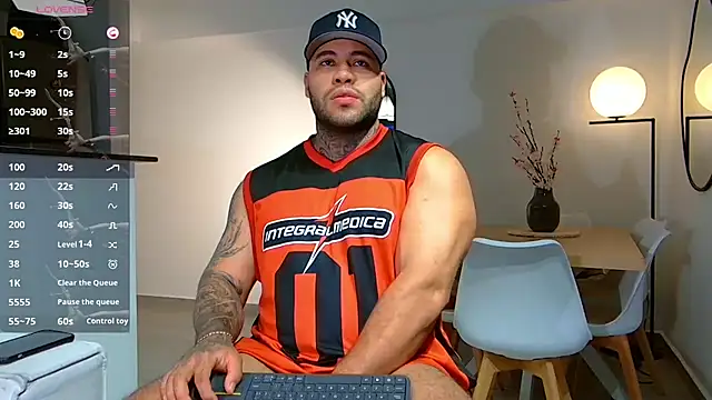 Michael Salens online show from November 6, 2025, 10:43 pm