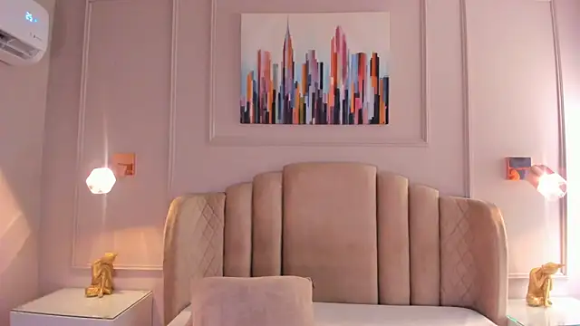 mia kisses2 online show from March 8, 2026, 3:21 am