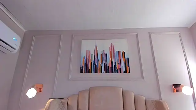 mia kisses2 online show from April 7, 2026, 3:07 am