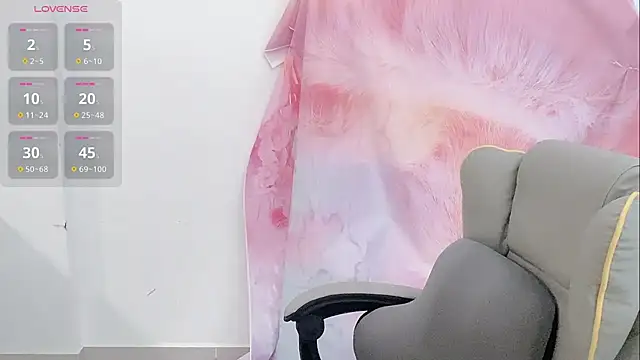 Snapshot of Crush-7ii chatting on September 20, 2025, 2:23 am Crush-7ii online show from September 20, 2025, 2:23 am