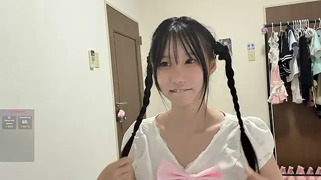 Snapshot of xiaoxia_baby chatting on August 2, 2026, 1:09 pm xiaoxia baby online show from August 2, 2026, 1:09 pm
