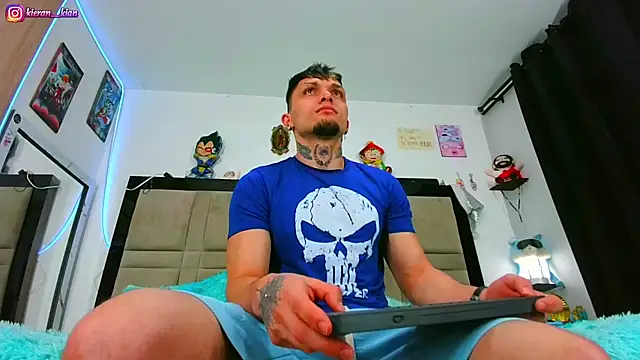 Snapshot of Kieran_kian chatting on July 23, 2026, 6:33 am Kieran kian online show from July 23, 2026, 6:33 am
