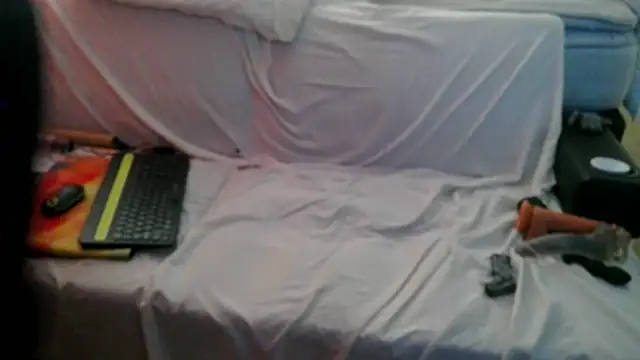 Luv2SuckBWC92 online show from October 25, 2025, 5:19 pm