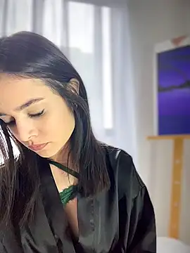 Sofi Leal online show from April 9, 2026, 12:43 pm