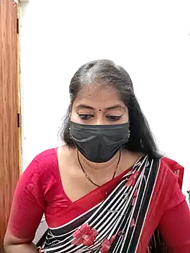 Snapshot of tamil_Sigappu_Roja chatting on June 8, 2026, 1:28 am tamil Sigappu Roja online show from June 8, 2026, 1:28 am