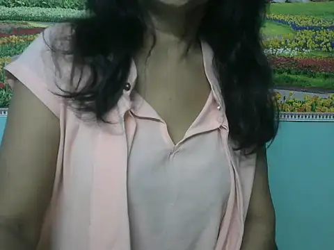 Snapshot of Lovely_bhabhi143 chatting on April 24, 2026, 6:05 am Lovely bhabhi143 online show from April 24, 2026, 6:05 am