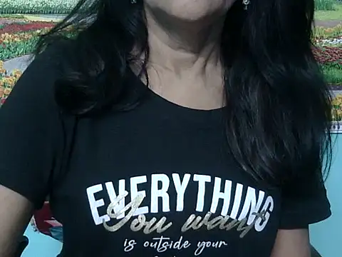 Snapshot of Lovely_bhabhi143 chatting on May 7, 2026, 6:08 am Lovely bhabhi143 online show from May 7, 2026, 6:08 am